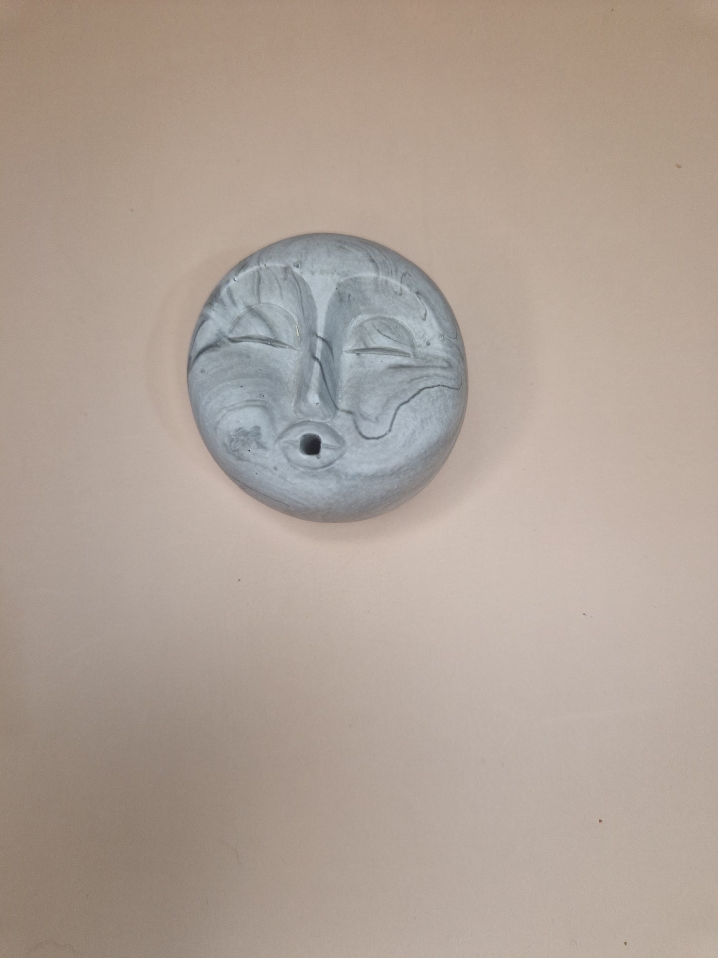 Suporte para incenso – “Lua serena” em jesmonite