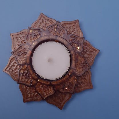 Porta-Velas em Resina Epóxi — Flor Caramelo com Folhas Douradas