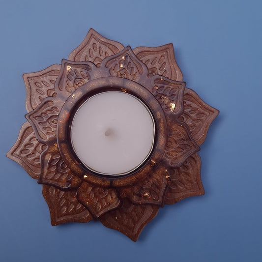 Porta-Velas em Resina Epóxi — Flor Caramelo com Folhas Douradas