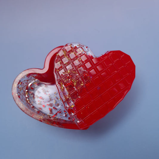 Caixa Decorativa Coração Vermelho com Flocos Dourados