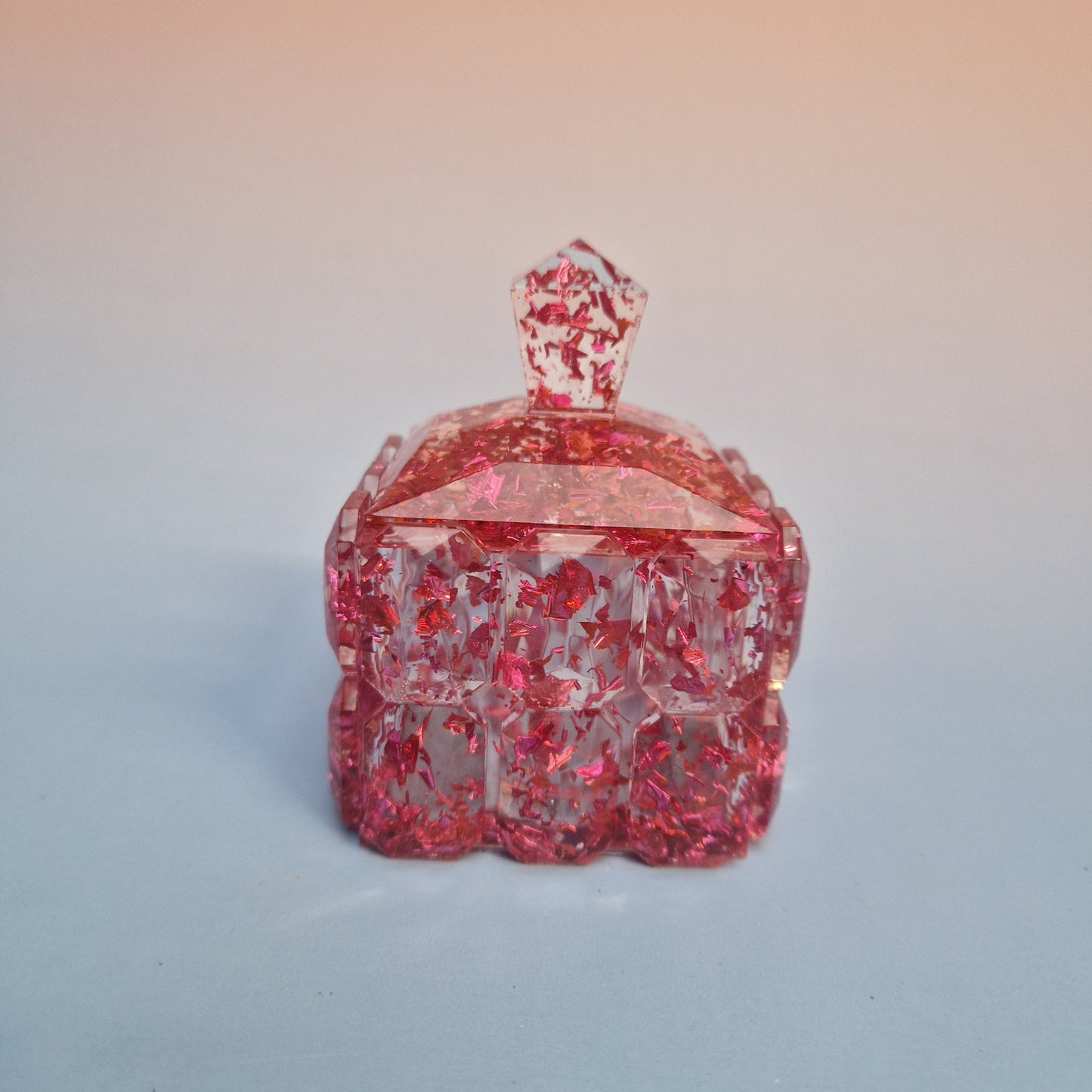 Caixa diamante decorativa em resina epoxy transparente com purpurina rosé